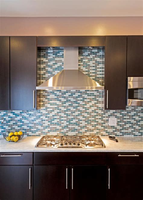 blue glass tile backsplash pictures.